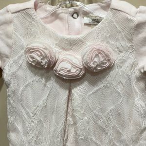🌷MINICLASSIX BABY GIRL ONESIE SIZE 6 MONTHS